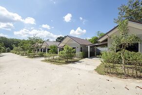 OYO 75378 Thawapee Resort