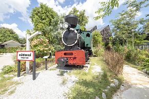 OYO 75378 Thawapee Resort