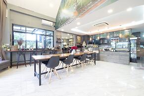 OYO 75378 Thawapee Resort