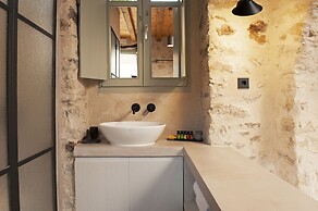 Ruga of Vamvakou Homes