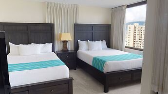 Updated 22nd Floor Waikiki Condo - Free parking & WiFi - Ideal for lar