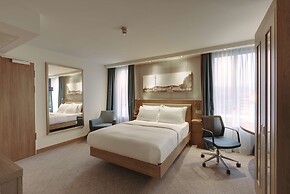 Hampton by Hilton Stuttgart City Centre