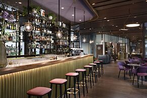 Milano Verticale | UNA Esperienze