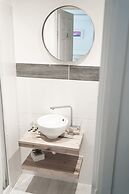 INNit Rooms Ocean Breeze