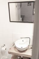 INNit Rooms Ocean Breeze