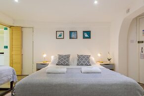 INNit Rooms Ocean Breeze