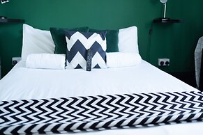 INNit Rooms Ocean Breeze