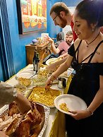 Madame Isabelle's House In New Orleans - Hostel