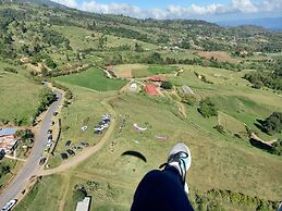 Casa de Lis Hotel & Tourist Information Centre