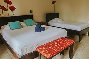 Casa de Lis Hotel & Tourist Information Centre