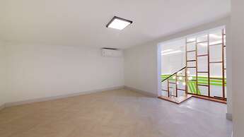 Gyeongju Edith Poolvilla & Pension