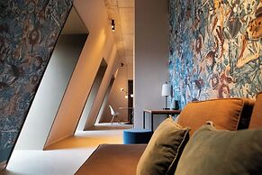 MIANO Hotel & Bar