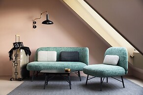 MIANO Hotel & Bar