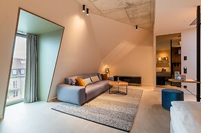 MIANO Hotel & Bar