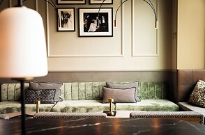 MIANO Hotel & Bar