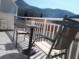 Apartments Šišević