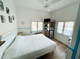 Hotel Oasis