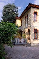 Casa Villa Gardenia- Atika & Atif