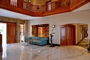 Apogee Boutique Hotel & Spa