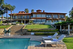 Apogee Boutique Hotel & Spa