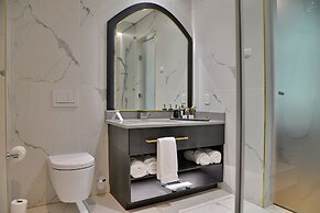 Apogee Boutique Hotel & Spa