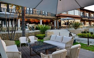 Apogee Boutique Hotel & Spa