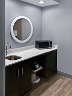 Hampton Inn & Suites Houston East Beltway 8