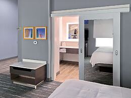 Hampton Inn & Suites Houston East Beltway 8