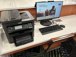 Holiday Inn Express & Suites Abingdon by IHG