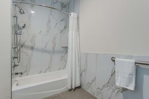 Red Lion Inn & Suites Katy