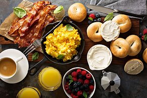 Red Lion Inn & Suites Katy