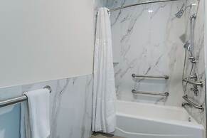 Red Lion Inn & Suites Katy