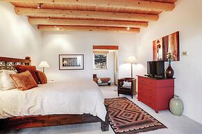 Bishops Lodge Villa Corazones