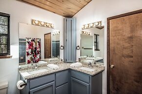 Christi and Don's Nuthouse