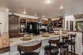 Christi and Don's Nuthouse