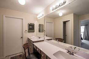 Dodson's Double Decker