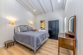 Hill Top Mountain View