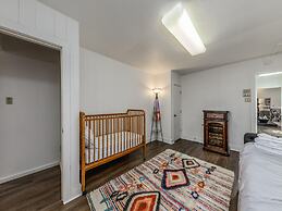 Hill Top Mountain View