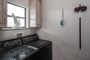 Robins Nest by Vtrips