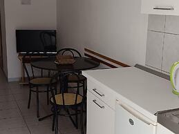 Sea View Apartment in Okrug Gornji near Trogir Center