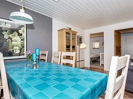 8 Person Holiday Home in Hojslev-by Traum