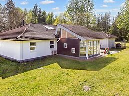 8 Person Holiday Home in Hojslev-by Traum