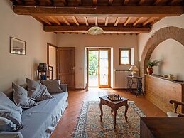 Belvilla by OYO Irene