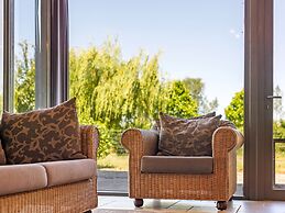 Charming Holiday Home in Geetbets With Terrace