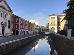 Pleasant Apartment in Venice near Mestre Train Station