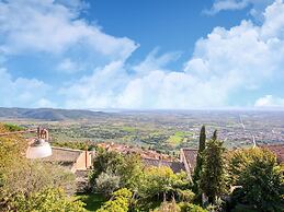 Belvilla by OYO Villa Capannina