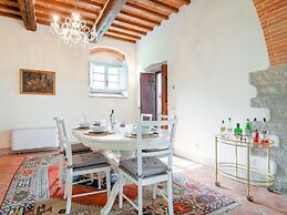 Belvilla by OYO Villa Capannina