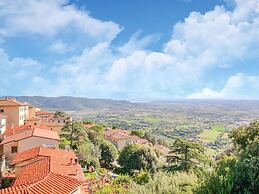 Belvilla by OYO Villa Capannina