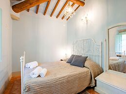 Belvilla by OYO Villa Capannina