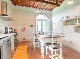 Belvilla by OYO Villa Capannina